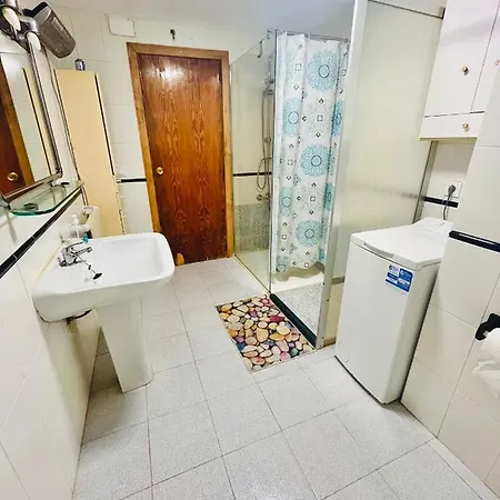 Estudio Adosado Con Jardin Y Parking Privado